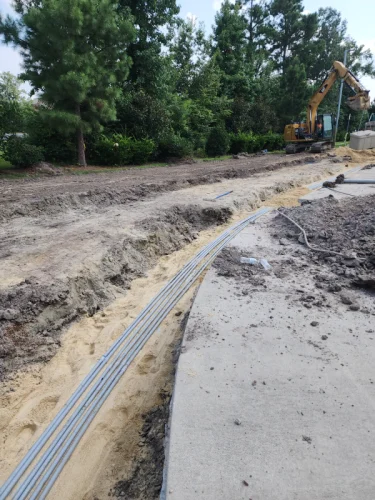 16 excavation-concrete-gravel-generators-electrical-conduit-39 (1)